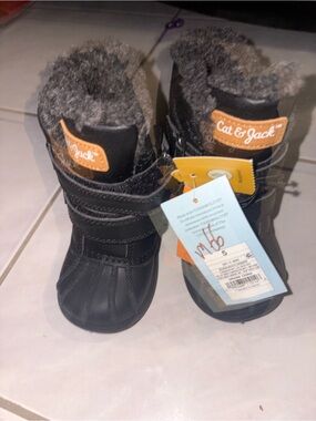 Cat & Jack Black Kids Faux-Fur Winter Boots